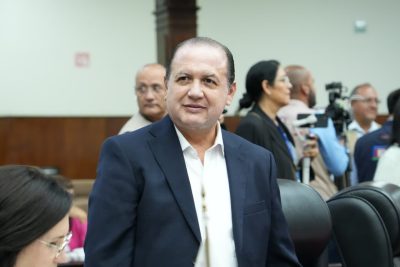 Gobernador demuestra sensibilidad en temas prioritarios como la salud de los duranguenses