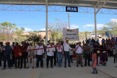 Entregan Nicolás Rodríguez cancha de usos múltiples con domo en Mezquital