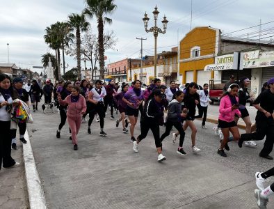 Gobierno municipal de Poanas lleva a cabo la Carrera Actúa Mujer 5K