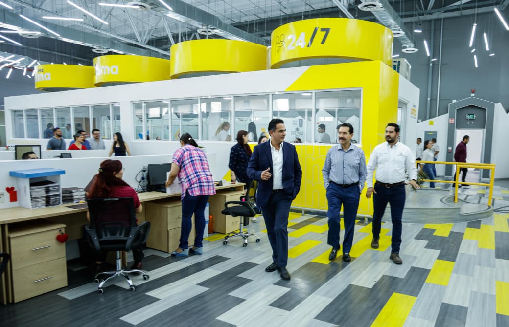 Una llamada puede cambiarlo todo; Toño Ochoa refuerza la Línea AMA 24/7