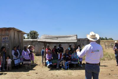 Realiza Nicolás Rodríguez gira de trabajo por comunidades de Mezquital