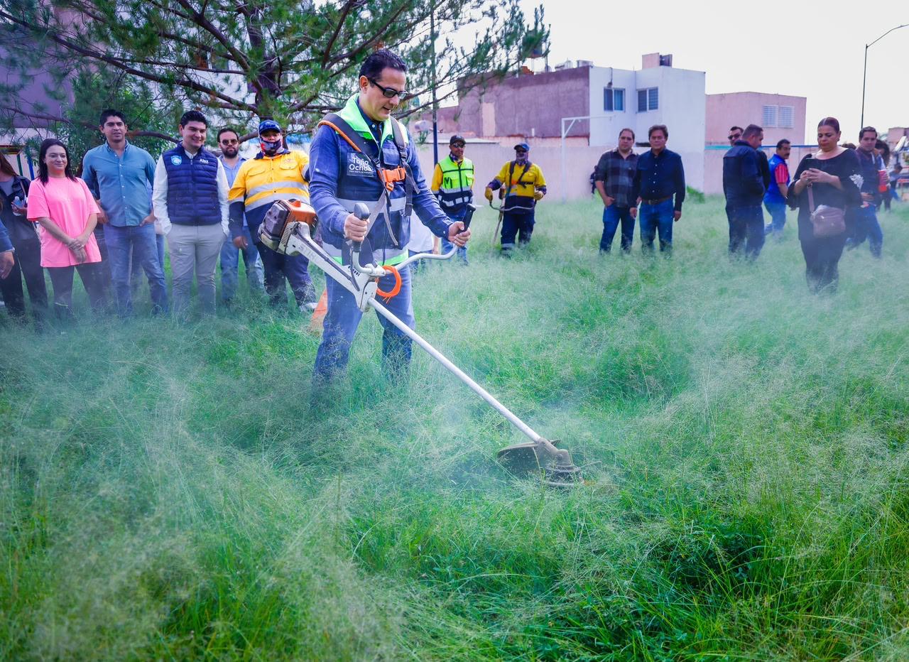 Transforma Toño Ochoa espacios públicos que fortalecen el deporte y la convivencia de la gran familia