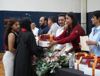 Concluyen estudios más de 90 beneficiarios del programa PAMAR en Gómez Palacio